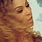 Beyoncé Hair Flip