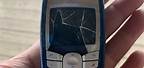 Broken Nokia 3310