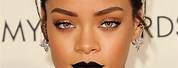 Rihanna Lips Black