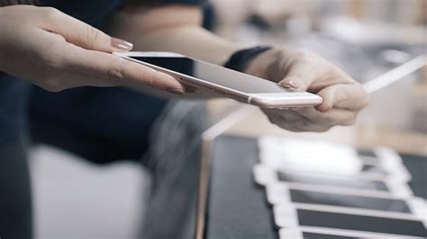 Ensuring a Safe Transaction When Buying a Used Phone