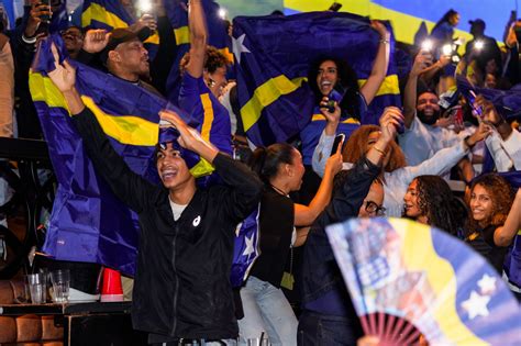 Jubilation in Curaçao as island nation qualifies for World Cup ...