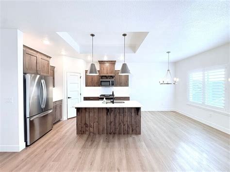 Six Bedroom House Available Now!!! Off-Campus Housing, Cedar City, UT