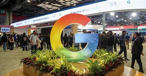 Google launches Aadhaar digital ID in Wallet; Naidu, Vaishnaw lay ...