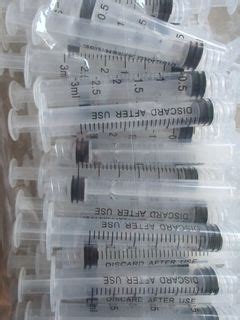 50 Pieces of 5ml Luer-Lock Syringes, Health & Nutrition, Medical ...