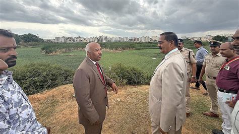 Upa Lokayuktas flag pollution, encroachment of Chikkabeguru lake