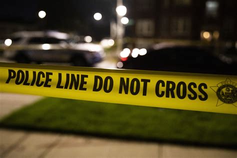 Man fatally shot in Chicago Lawn - Chicago Sun-Times