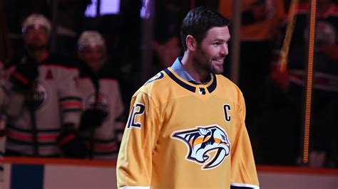 A year after parody of Carrie Underwood, Mike Fisher parodies Lonestar