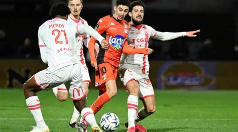 Stade lavallois. « Ils ne veulent pas nous enterrer. À nous de leur ...