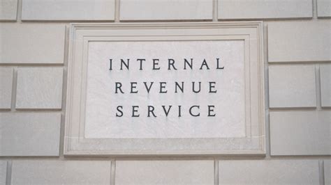 IRS tax return 2025: How to request extension, avoid penalty while filing