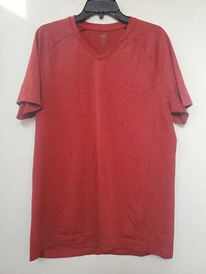 Uniqlo V-Neck Activewear T-shirt Men's Size XL Dark Red/Burgandy | eBay