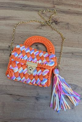Handmade Crochet Mini Crossbody Bag Braided Tassel Gold Chain Turn Lock ...