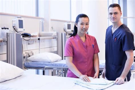 Top priorities for healthcare uniforms: safety and comfort - Lindström ...