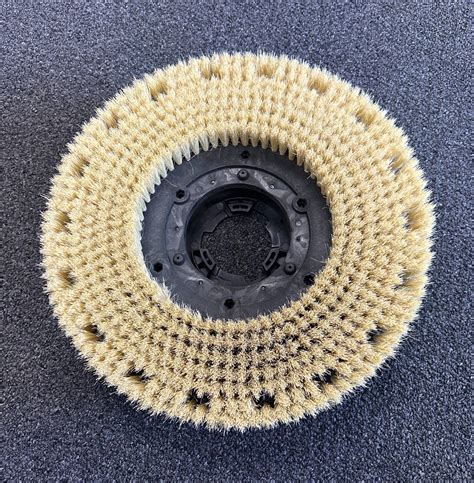 16" White Tampico Fiber Brush with Riser & 9200 Clutch Plate