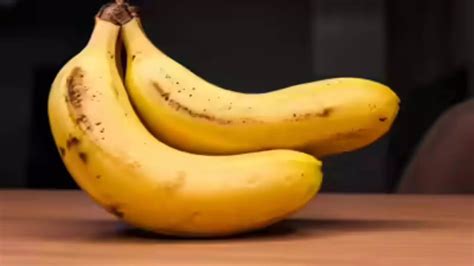 Bananas turning black too fast? Smart storage tips to keep them fresh ...