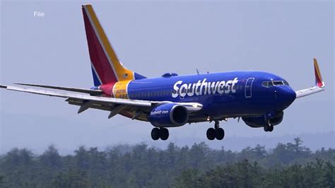 Southwest jets packed with passengers take evasive action to avoid midair disaster