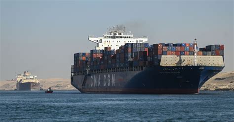 BREAKING: Iran threatens Suez Canal blockade to cripple world trade if ...