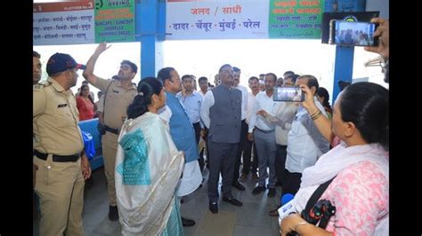 Sarnaik pushes passenger relief, staff welfare during Pune inspection