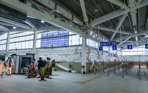 New Delhi station enforces ticket-only entry in pilot rollout