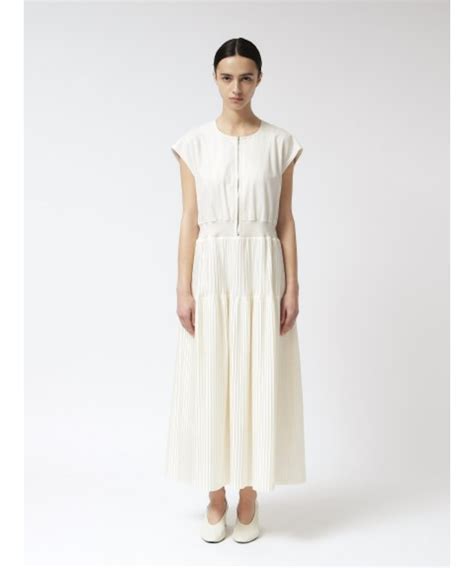 プリーツ切替ワンピース｜ストラスブルゴのアウトレット通販｜三井アウトレットパーク オンライン