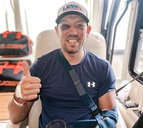 Hickman out of hospital and back in Isle of Man TT paddock