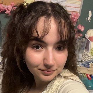 Jinane S., Profesora en formación y estudiante de psicología, conozco ...