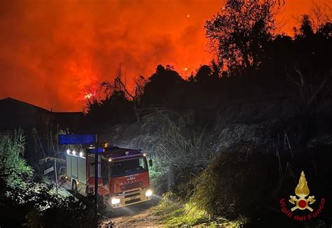 Incendi Italia - Fanpage