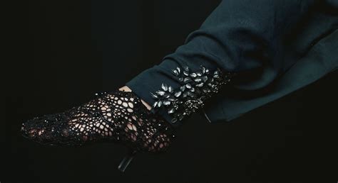 What Statistics Indicate the Impact of Bio-Based Textiles on Carbon Emissions? → Question