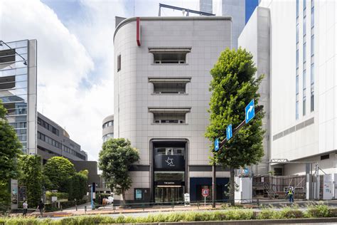 THE BATON minamiaoyama - LINE-INC