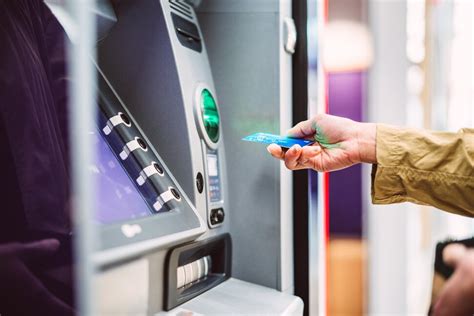 7 Bank Stocks to Buy for the Dividends | Investing | U.S. News