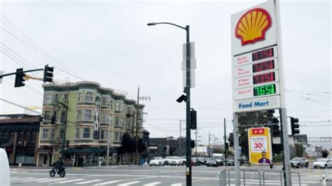 Some drivers seeking workarounds as gas soars to highest prices in 4 years - ABC News