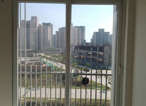 Rental 3 Bedroom 2000 Sq.Ft. Apartment in Signature Global City, Sector ...