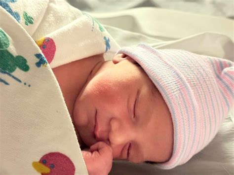 90 Day's Tigerlily and Adnan Announce Arrival of Their First Baby, Zeyn ...
