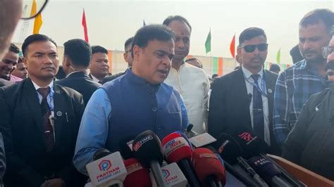 Assam CM performs bhumi pujan for Palashbari-Sualkuchi bridge