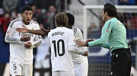 Real Madrid held by Osasuna with Bellingham sent off | Dailyhunt