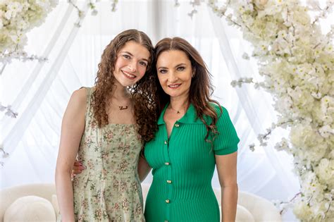 New bridal shop is opening doors for fashion students - el Don News
