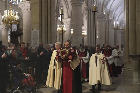 Paris. La couronne d'épines, relique la plus précieuse de Notre-Dame ...