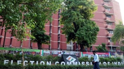 TN Poll day paid leave mandatory for private staff: Election Commission