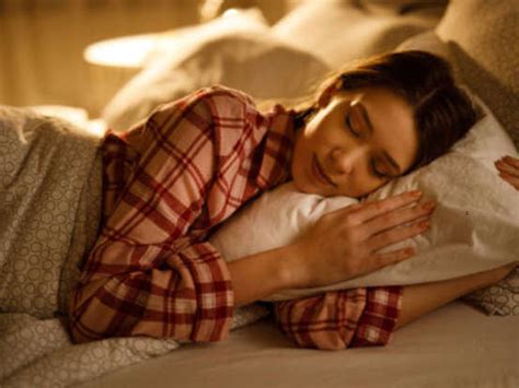 6 foods to avoid before bedtime for better sleep