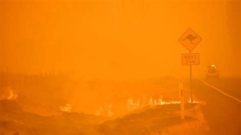 Australia bushfires: 'Too late to leave' warning as out of control flames near capital Canberra ...