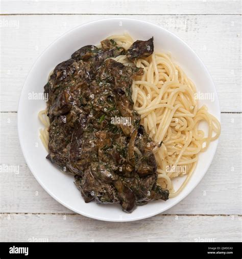 Creamy italian pasta hi-res stock photography and images - Alamy