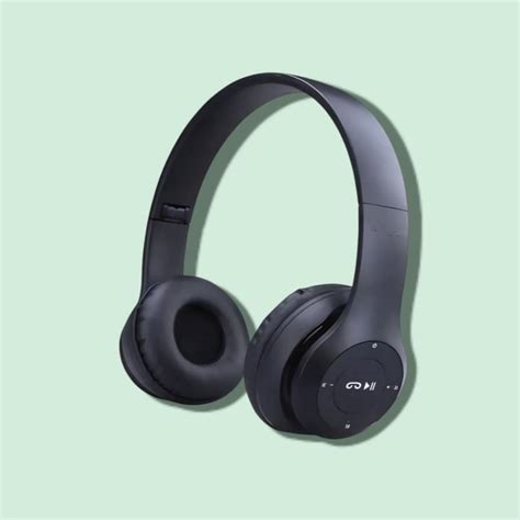 AIZINA Compact Wireless Over-Ear featuring Bass Modulation System_6R ...