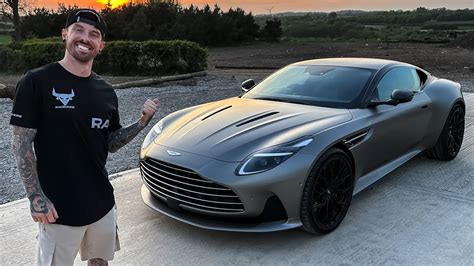 I returned my wrecked $200,000 Aston Martin - and they fixed it in 10 minutes