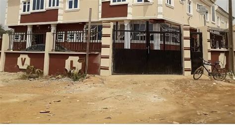 MOEXOTICROYALESERVICES - AMERICA (Ikorodu) - Apartment Reviews & Photos ...