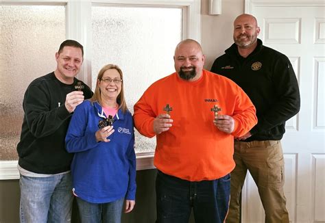 Jail inmate’s handmade crosses bring hope to nursing home residents in ...