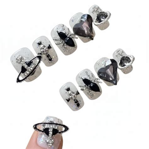 Cosmic Heart Orbit Press-On Nails