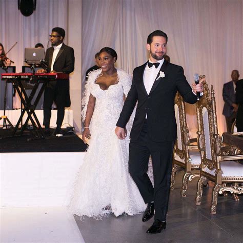 How much did serena williams wedding dress cost | Honestweddingadvice.com