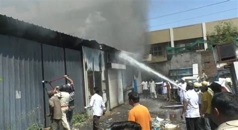 Indore News: 4 Shops Gutted Near Choithram Hospital, Over Half A Dozen ...