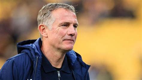 Wrexham suffer back-to-back defeats in the Netherlands - BBC Sport