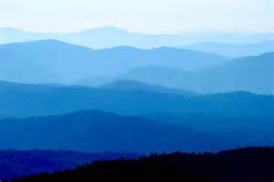 Why are the Blue Ridge Mountains blue?