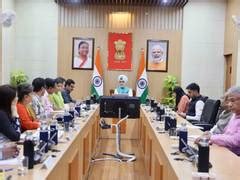 Delhi LG chairs meeting with DDA officials on TOD policy to promot ...